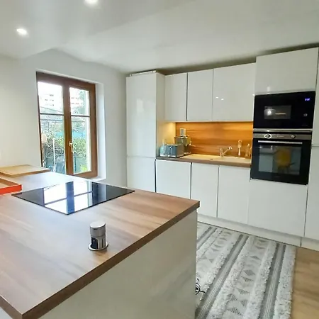 Holiday home Maison Moderne Centre-ville